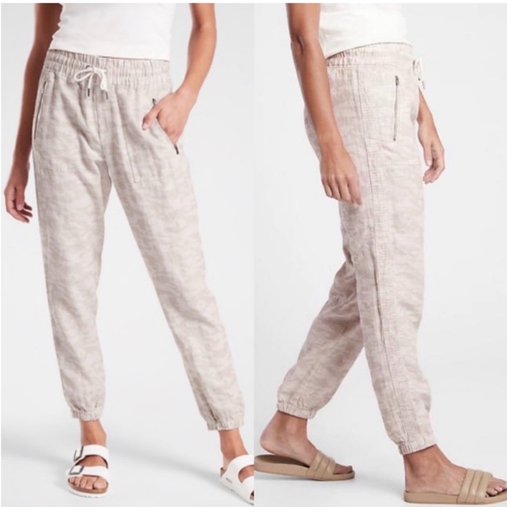 Athleta cabo linen camo Joggers